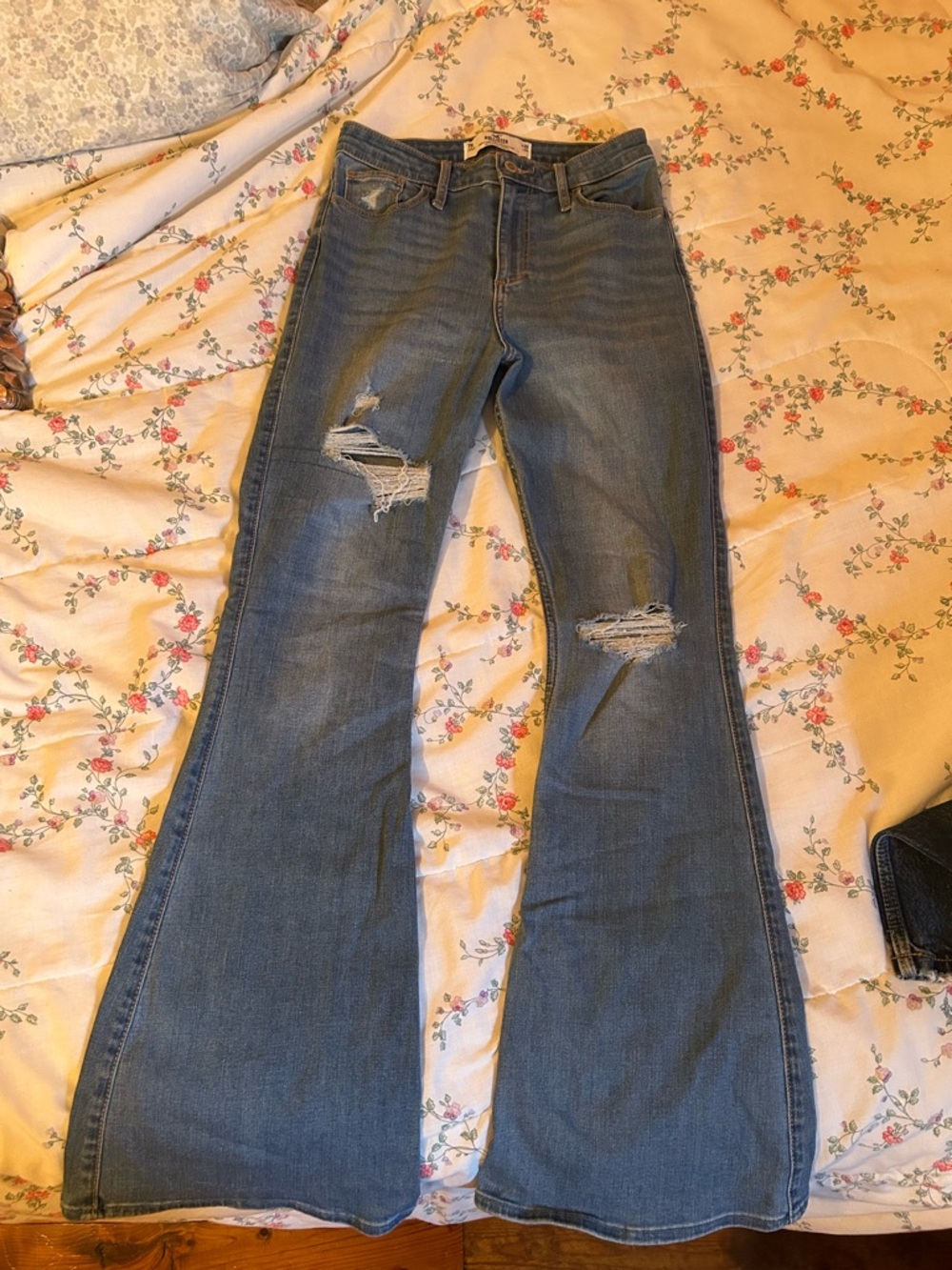 hollister jeans